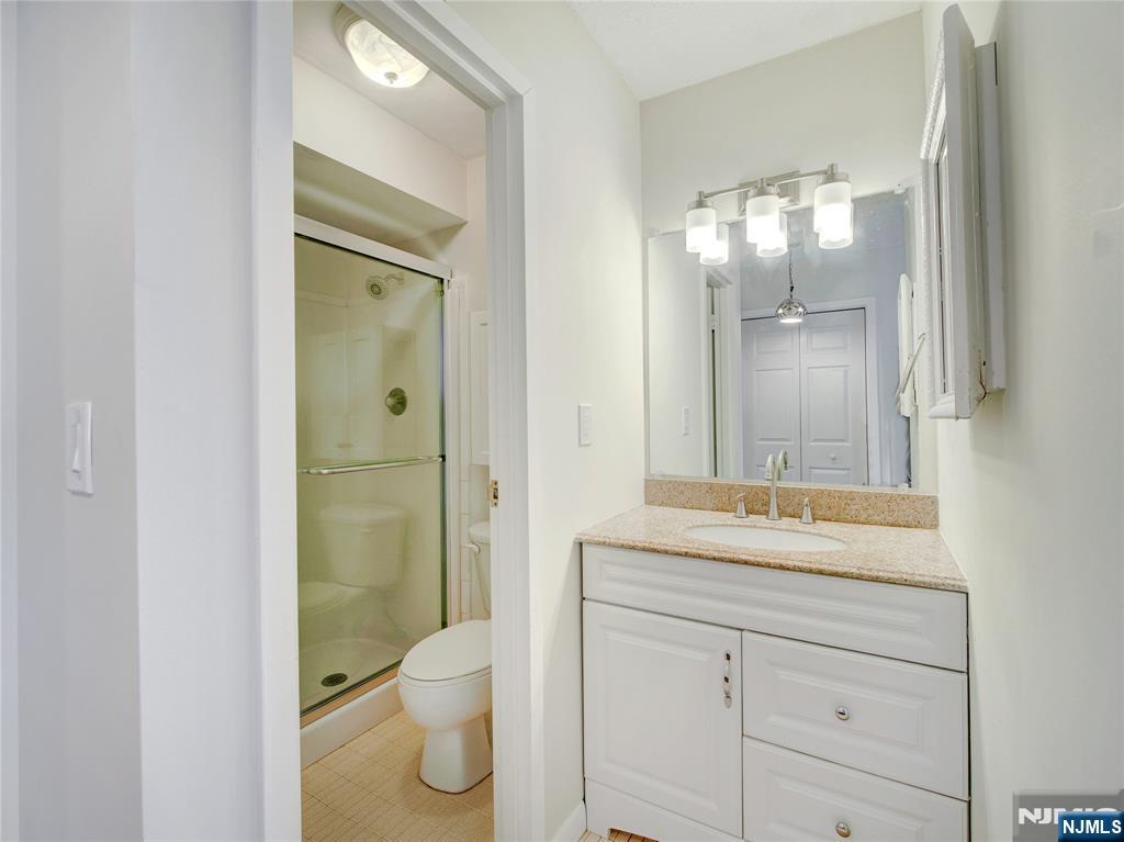 Homes for sale in Hackensack, NJ | 160 Overlook Ave #17C, Hackensack, NJ 07601 | MLS# 25038455