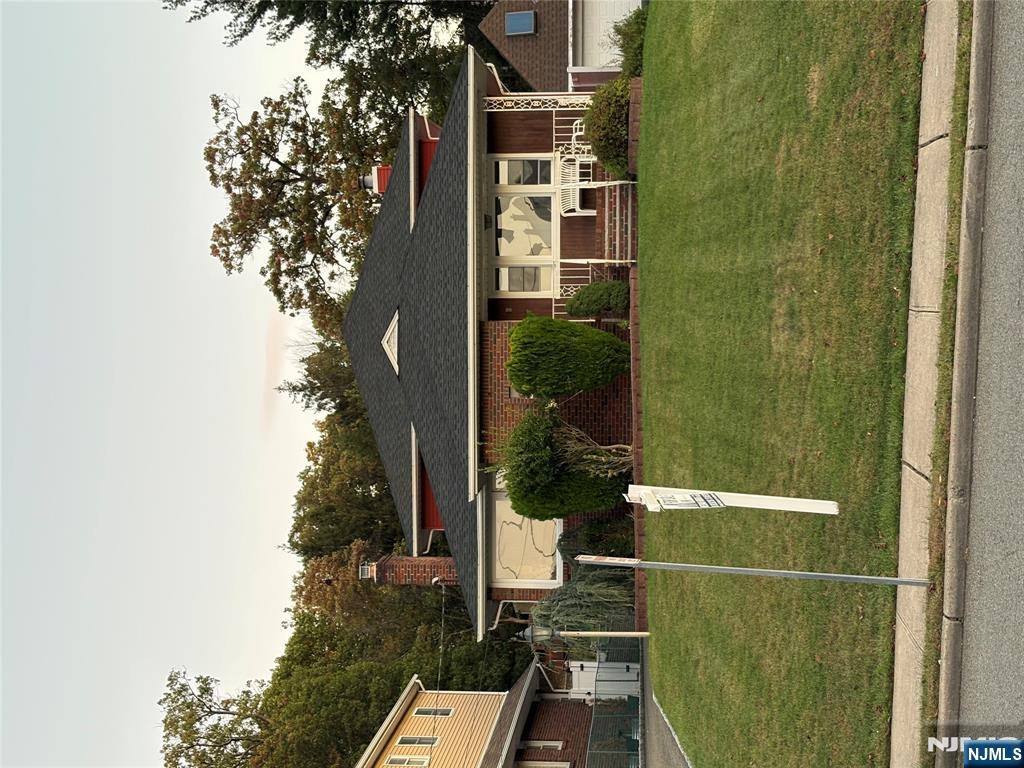 Homes for sale in Little Falls, NJ | 96 Lower Notch Rd, Little Falls, NJ 07424 | MLS# 25038557