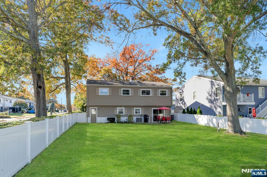 Homes for sale in Wall, NJ | 1630 Oakwood Rd, Wall, NJ 07719 | MLS# 25038687