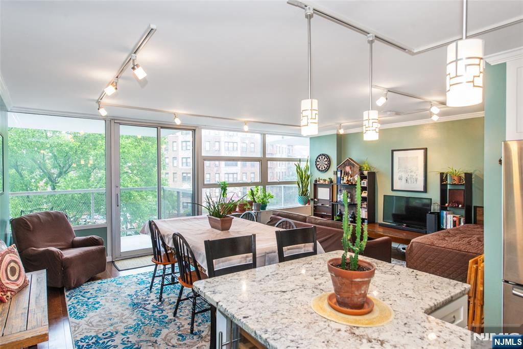 Homes for sale in West New York, NJ | 6050 Boulevard East #3E, West New York, NJ 07093 | MLS# 25038709