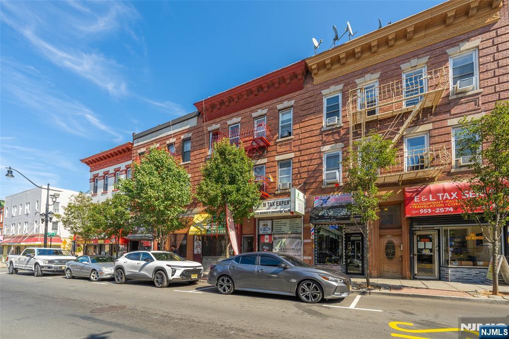 Homes for sale in Union City, NJ | 1716 Bergenline Ave, Union City, NJ 07087 | MLS# 25038764