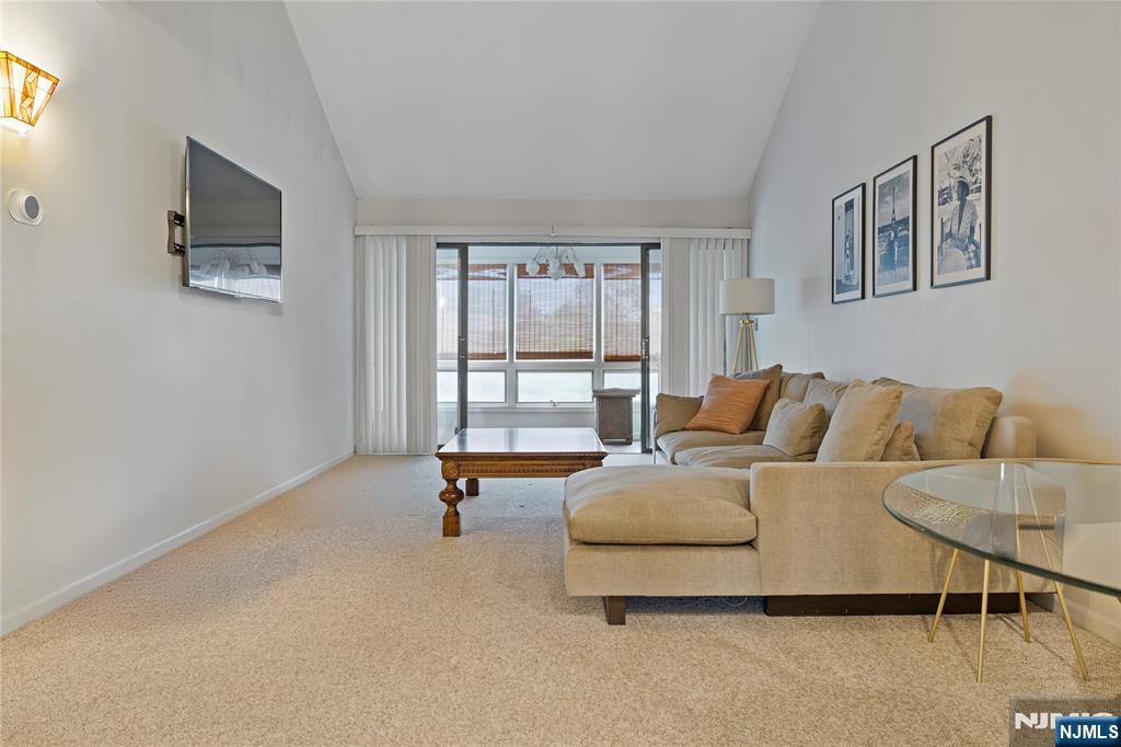 Homes for sale in Long Hill, NJ | 19 Sunrise Dr, Long Hill, NJ 07933 | MLS# 25038778