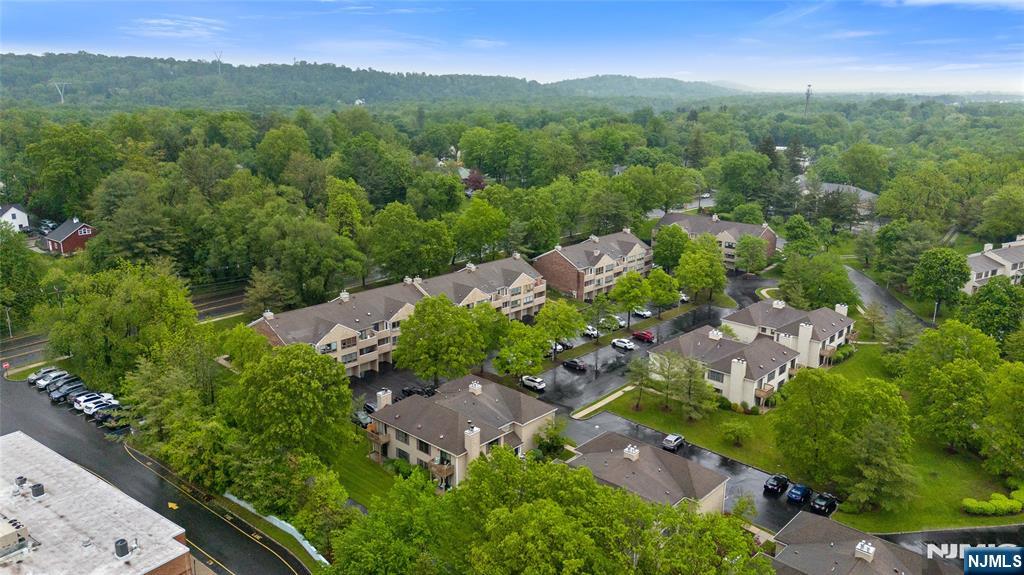 Homes for sale in Long Hill, NJ | 19 Sunrise Dr, Long Hill, NJ 07933 | MLS# 25038778