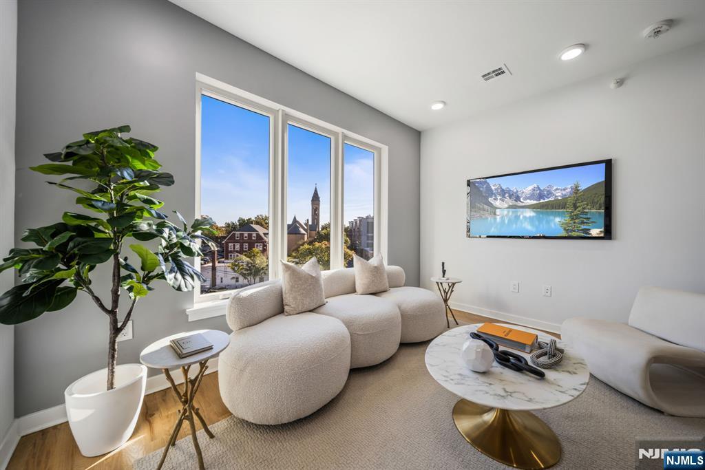 Homes for sale in Bloomfield, NJ | 37 Farrand St #PH402, Bloomfield, NJ 07003 | MLS# 25038833