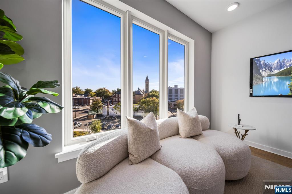 Homes for sale in Bloomfield, NJ | 37 Farrand St #PH402, Bloomfield, NJ 07003 | MLS# 25038833