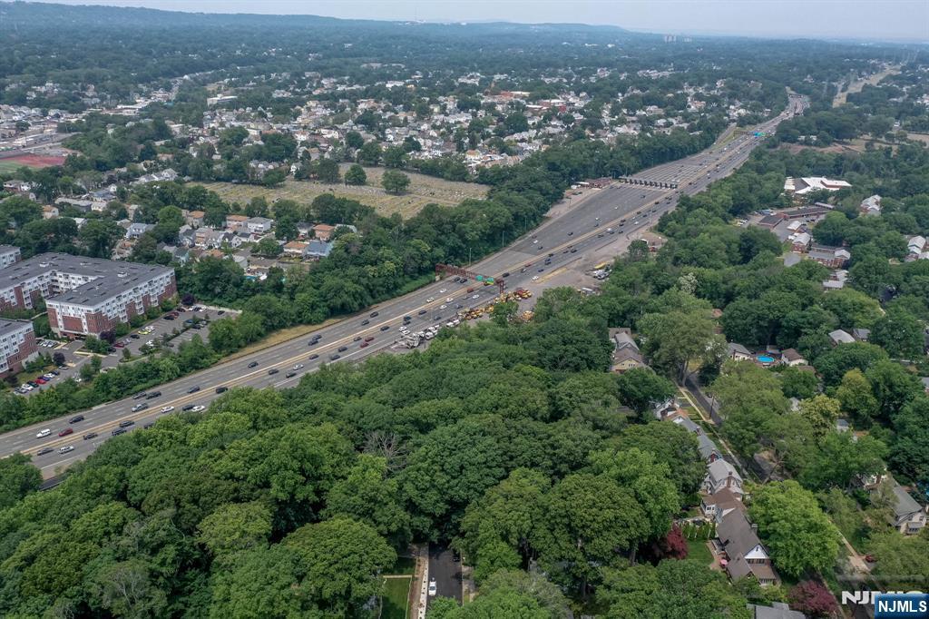 Homes for sale in Bloomfield, NJ | 39 Forest Dr, Bloomfield, NJ 07003 | MLS# 25038848