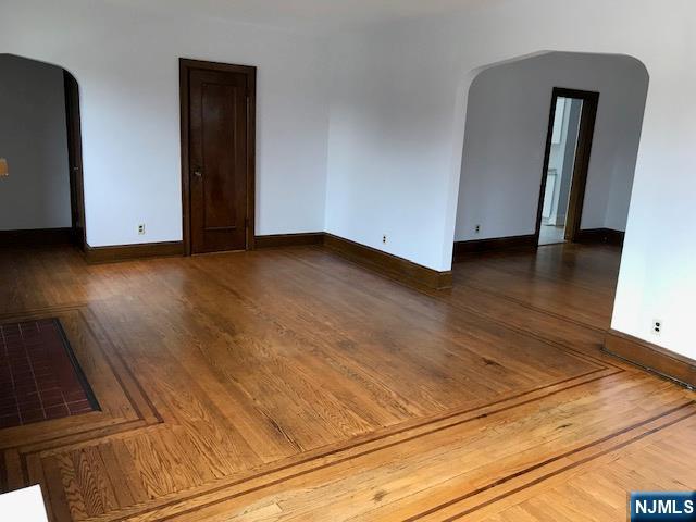 Homes for sale in Cliffside Park, NJ | 465 Oakdene Ave, Cliffside Park, NJ 07010 | MLS# 25038850