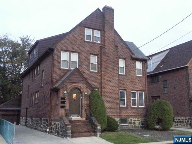 Homes for sale in Cliffside Park, NJ | 465 Oakdene Ave, Cliffside Park, NJ 07010 | MLS# 25038850