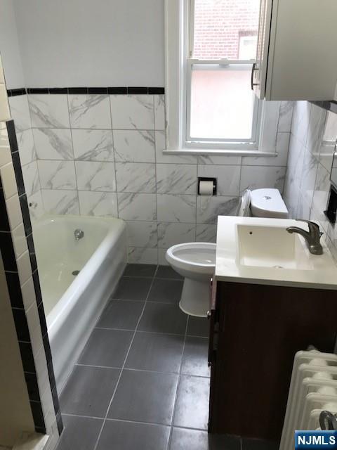 Homes for sale in Cliffside Park, NJ | 465 Oakdene Ave, Cliffside Park, NJ 07010 | MLS# 25038850