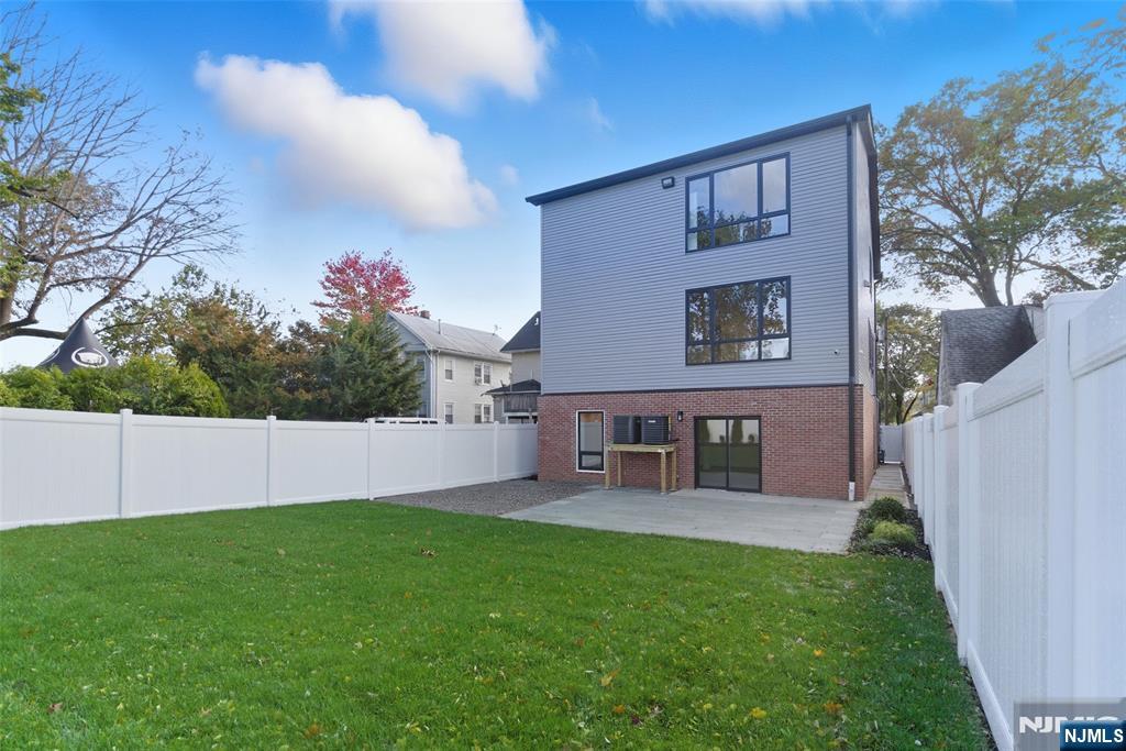 Homes for sale in Plainfield, NJ | 1455 Mccrea Pl, Plainfield, NJ 07062 | MLS# 25038893