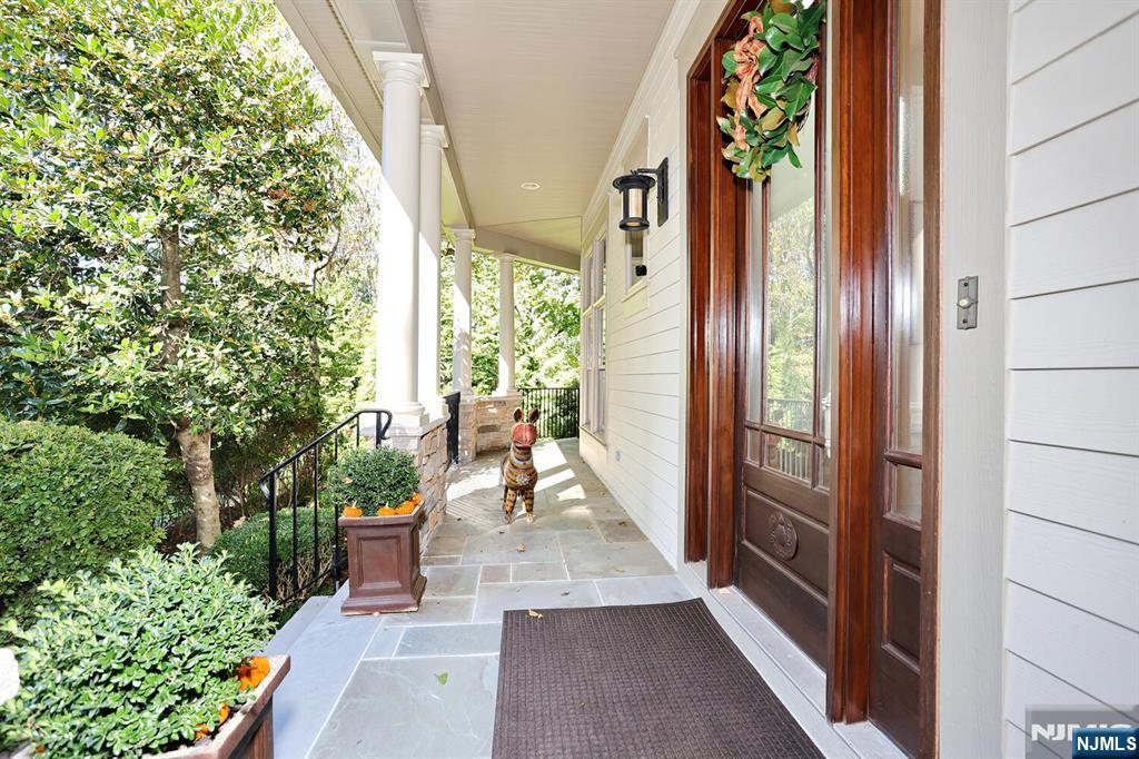 Homes for sale in Norwood, NJ | 323 Rivervale Ave, Norwood, NJ 07648 | MLS# 25038954