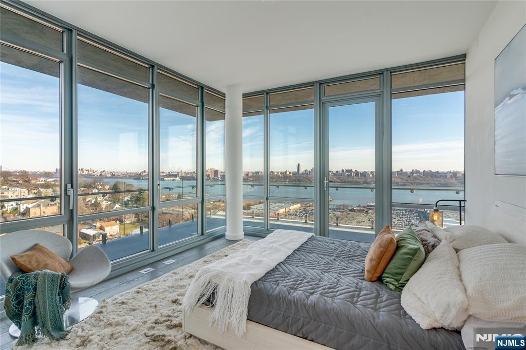 Homes for sale in Cliffside Park, NJ | 320 Adolphus Ave #916, Cliffside Park, NJ 07010 | MLS# 25038977