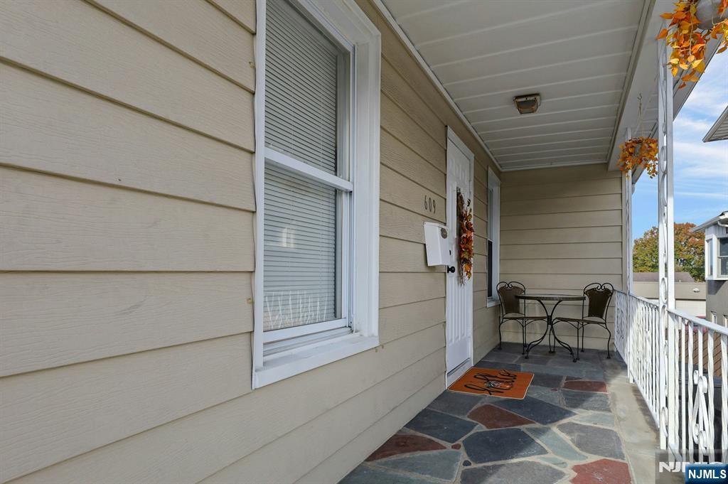 Homes for sale in Lyndhurst, NJ | 609 Chase Ave, Lyndhurst, NJ 07071 | MLS# 25039011