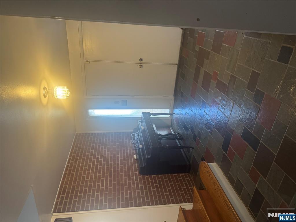 Homes for sale in Englewood, NJ | 72 Oak St, Englewood, NJ 07631 | MLS# 25039039