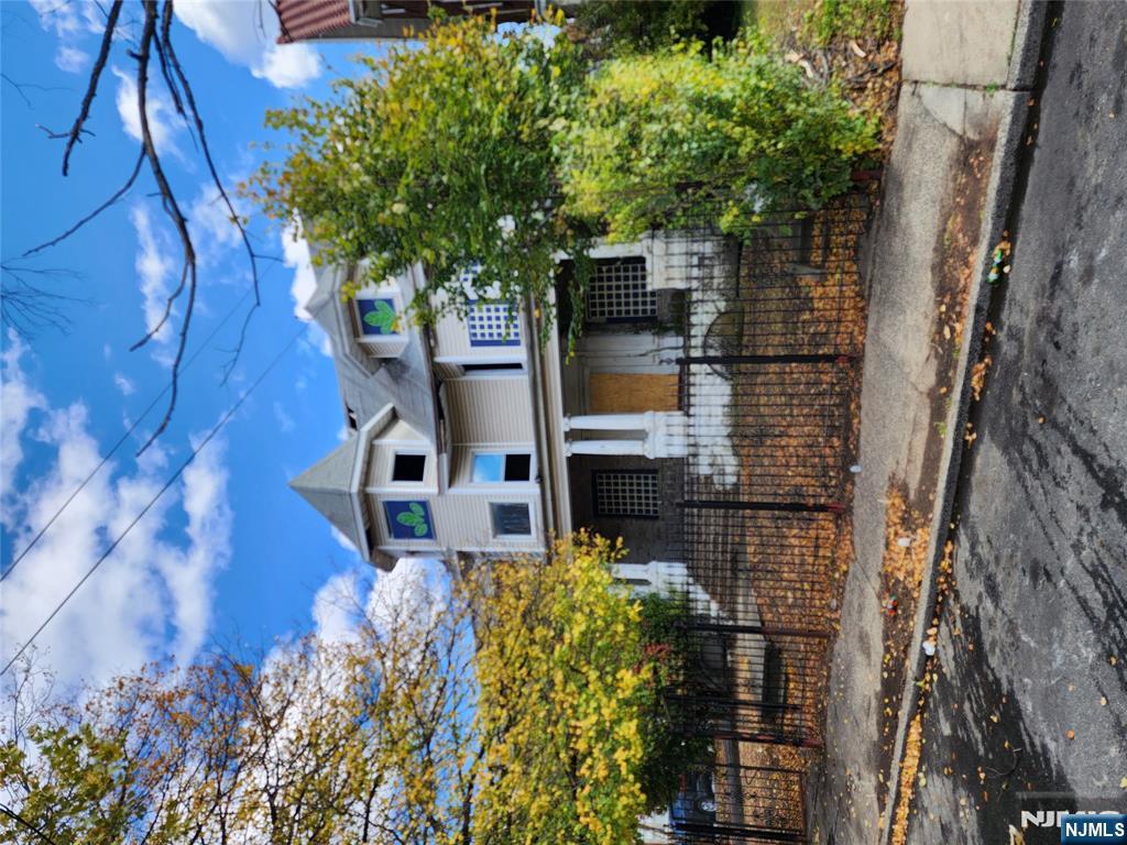 Homes for sale in Newark, NJ | 16 Ingraham, Newark, NJ 07108 | MLS# 25039085