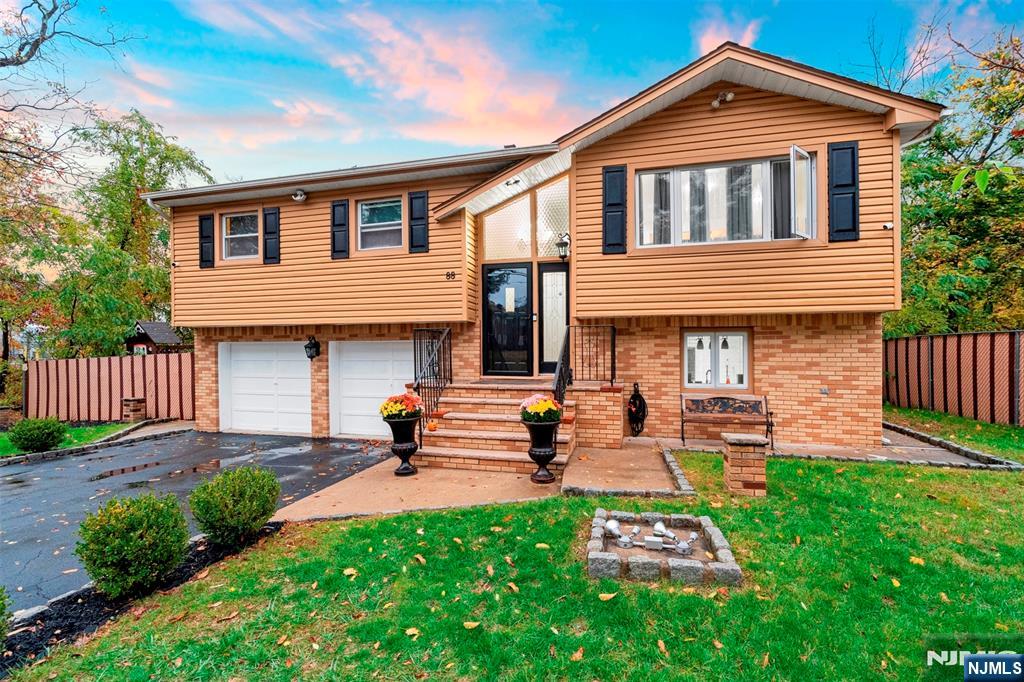 Homes for sale in Wayne, NJ | 88 Hinchman Ave, Wayne, NJ 07470 | MLS# 25039093