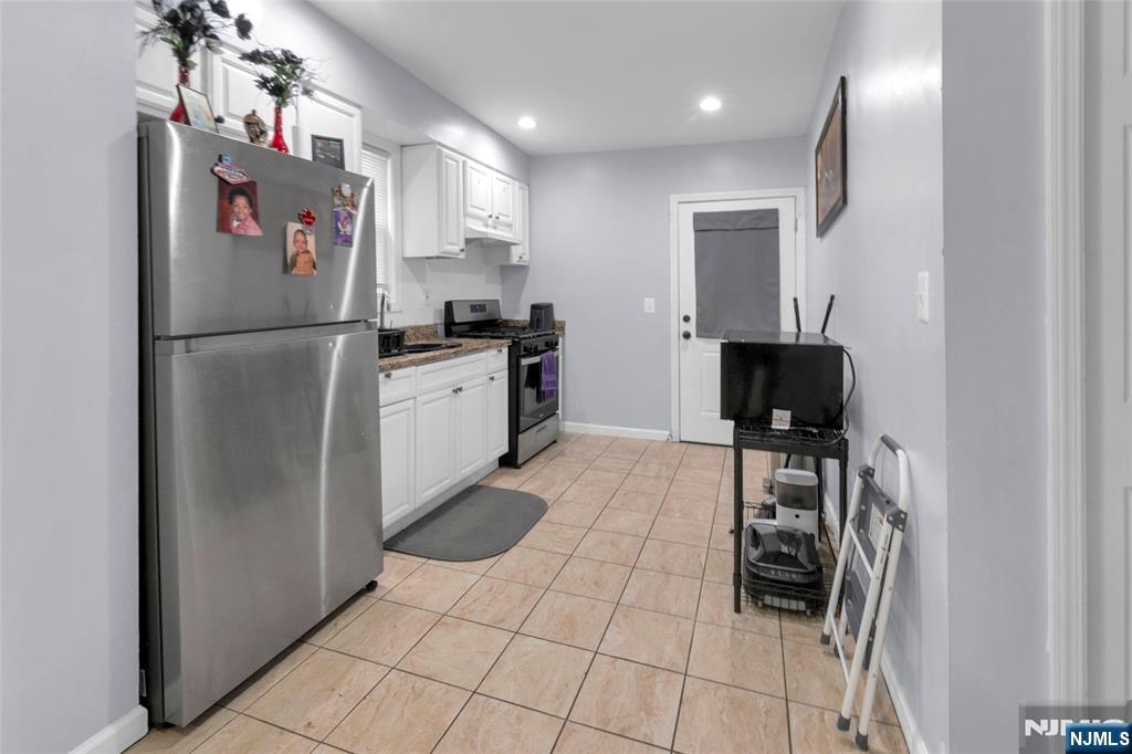 Homes for sale in Newark, NJ | 399 8Th St, Newark, NJ 07103 | MLS# 25039109