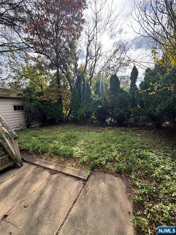 Homes for sale in Ridgefield, NJ | 898 Lancaster Rd, Ridgefield, NJ 07657 | MLS# 25039122