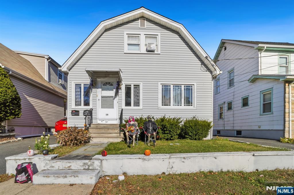 Homes for sale in Bloomfield, NJ | 15 Martin St, Bloomfield, NJ 07003 | MLS# 25039157