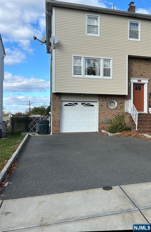 Homes for sale in Elmwood Park, NJ | 17a Garden Dr, Elmwood Park, NJ 07407 | MLS# 25039175