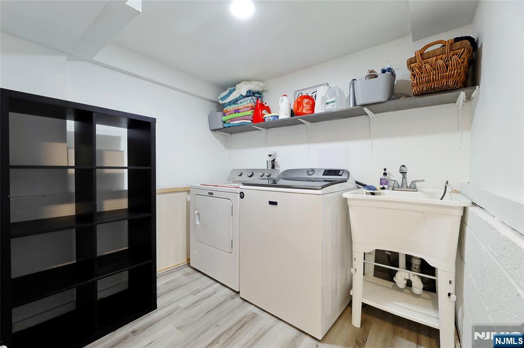 Homes for sale in Northvale, NJ | 407 Semino Rd, Northvale, NJ 07647 | MLS# 25039184