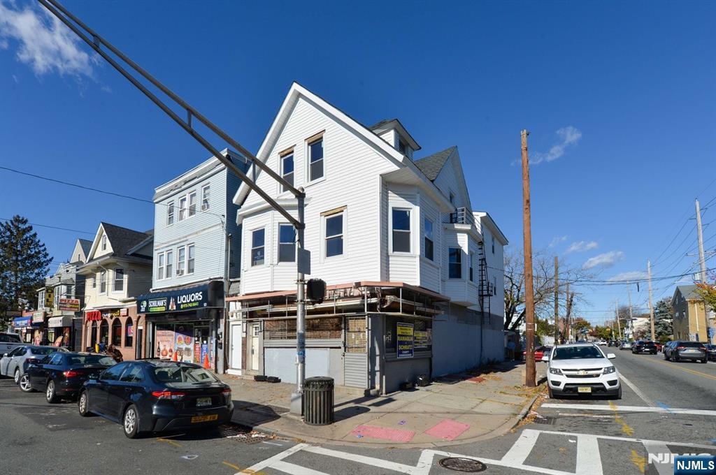 Homes for sale in Paterson, NJ | 523 Park Ave, Paterson, NJ 07504 | MLS# 25039207