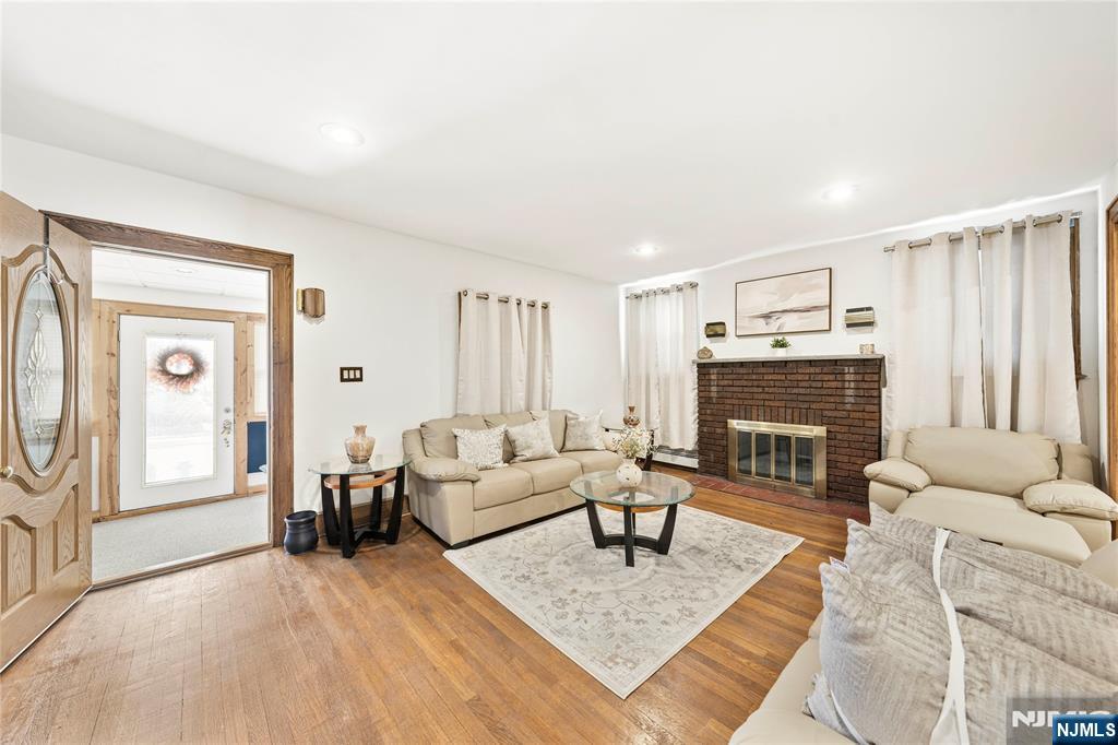 Homes for sale in Irvington, NJ | 40 Clinton Ter, Irvington, NJ 07111 | MLS# 25039208