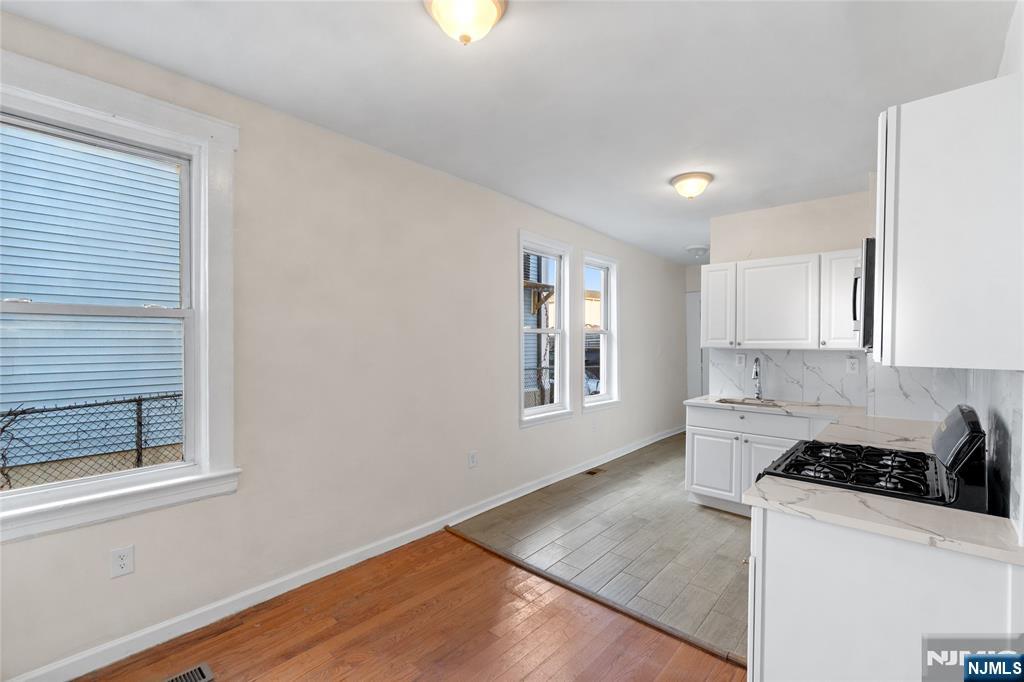 Homes for sale in Newark, NJ | 366 Badger Ave, Newark, NJ 07112 | MLS# 25039239