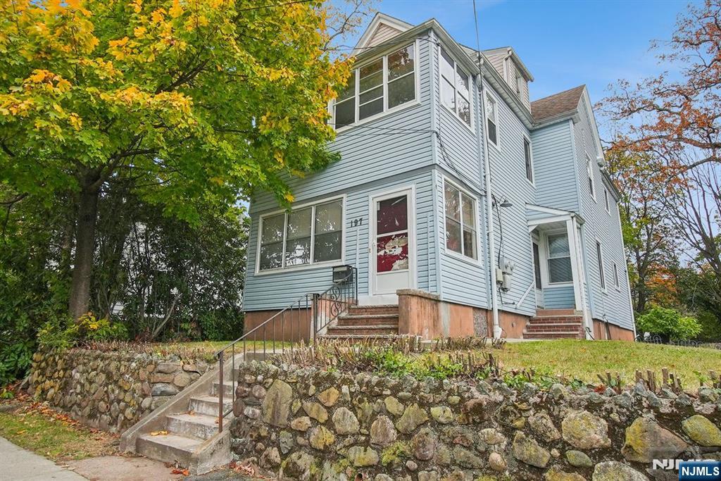 Homes for sale in Montclair, NJ | 197 Fullerton Ave, Montclair, NJ 07042 | MLS# 25039313