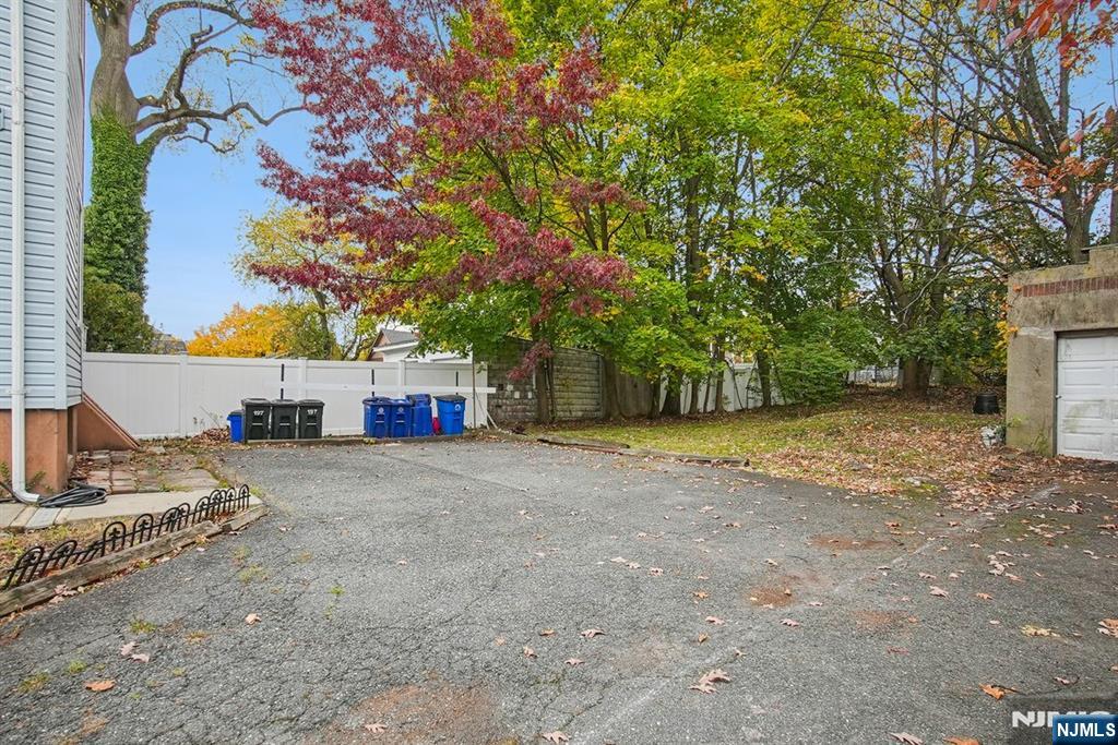 Homes for sale in Montclair, NJ | 197 Fullerton Ave, Montclair, NJ 07042 | MLS# 25039313