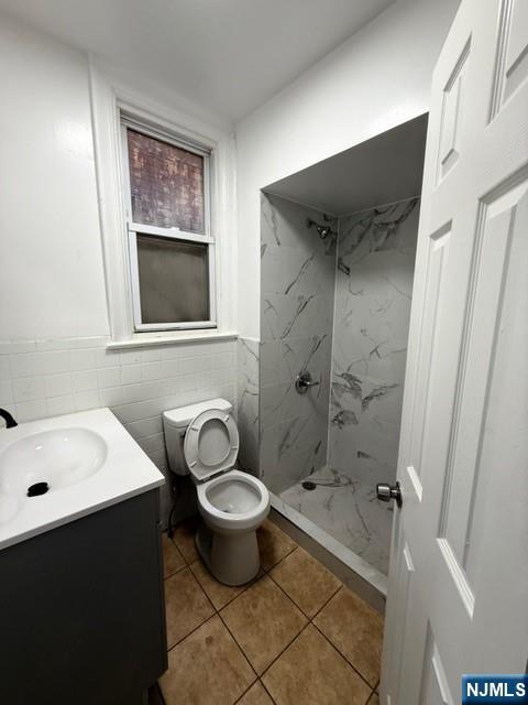 Homes for sale in Bayonne, NJ | 872 Broadway, Bayonne, NJ 07002 | MLS# 25039420