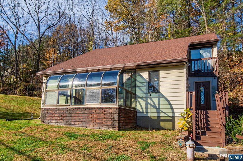 Homes for sale in Vernon, NJ | 1867 County Rd 565, Vernon, NJ 07418 | MLS# 25039472