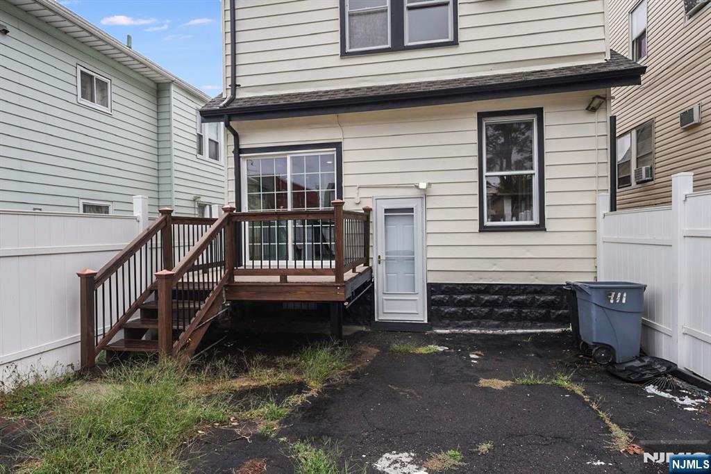 Homes for sale in North Bergen, NJ | 711 74th St, North Bergen, NJ 07047 | MLS# 25039501