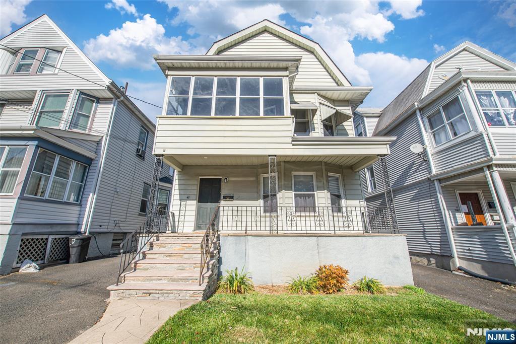 Homes for sale in West Orange, NJ | 47 Quinby Pl, West Orange, NJ 07052 | MLS# 25039534