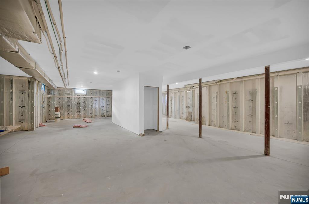 Homes for sale in Hardyston, NJ | 7 Emerald, Hardyston, NJ 07419 | MLS# 25039558