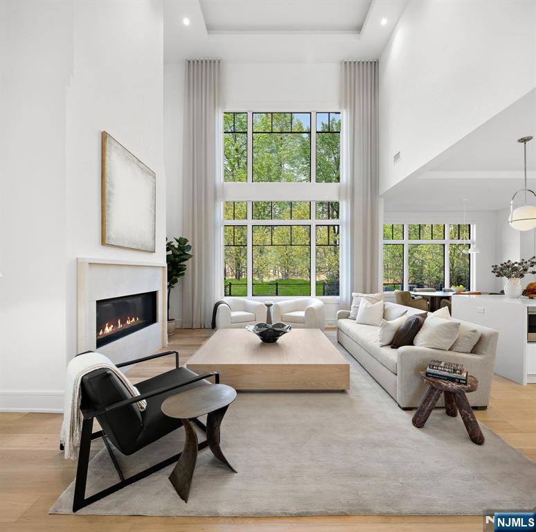 Homes for sale in Demarest, NJ | 1 Stone Bridge Ct, Demarest, NJ 07627 | MLS# 25039602