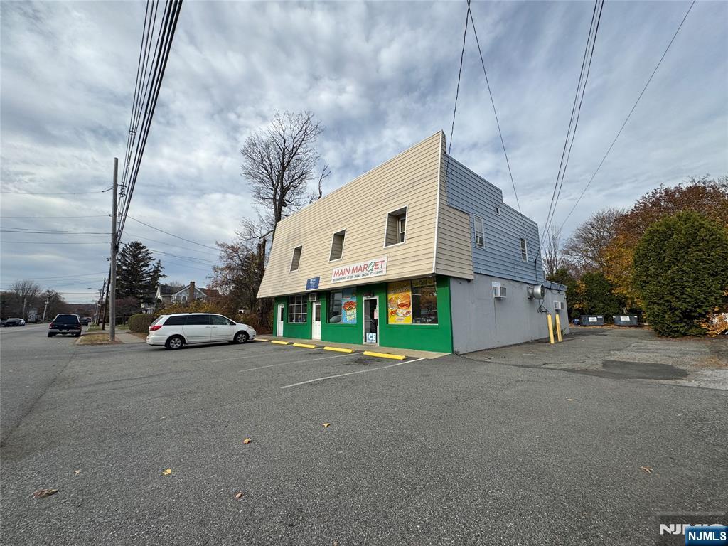 183 Boulevard, Hasbrouck Heights, NJ, 07604