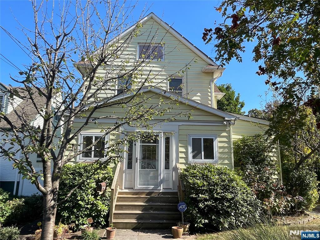 1153 Queen Anne Road, Teaneck, NJ, 07666