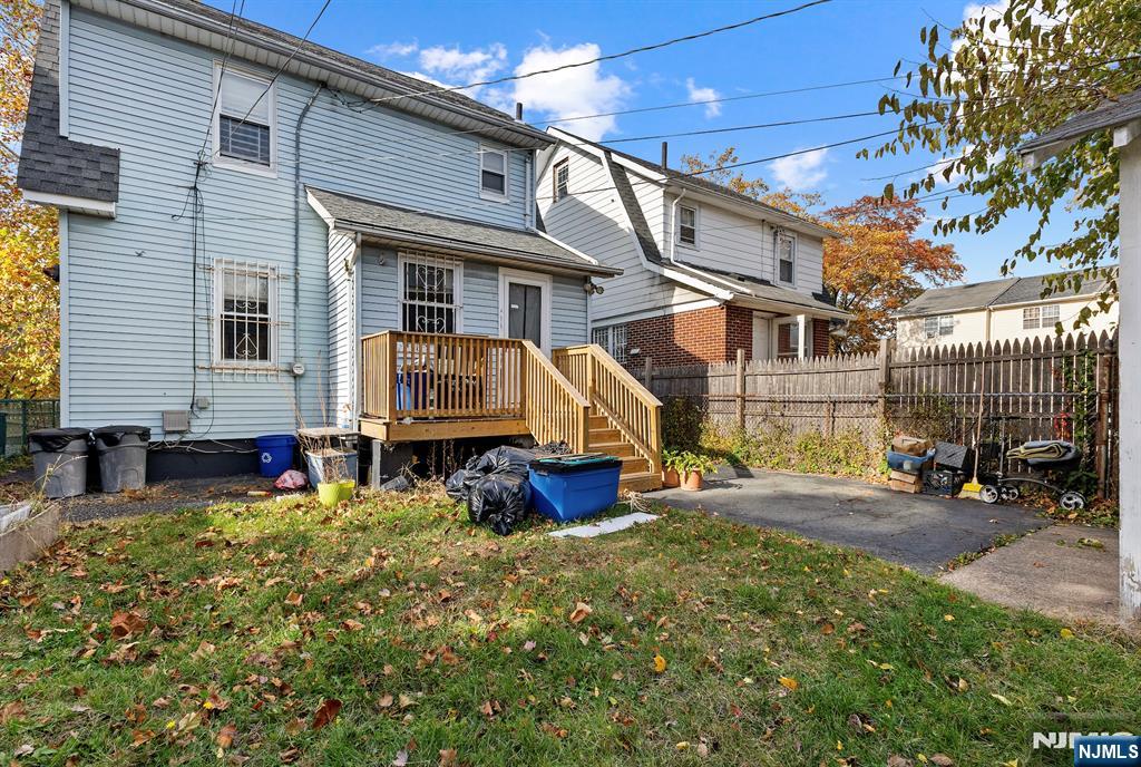 Homes for sale in East Orange, NJ | 62 Ampere Pkwy, East Orange, NJ 07017 | MLS# 25039689