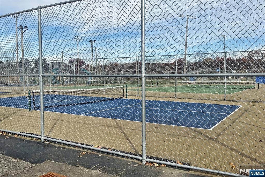 Homes for sale in Denville Township, NJ | 49 Seneca Trl, Denville Township, NJ 07834 | MLS# 25039724