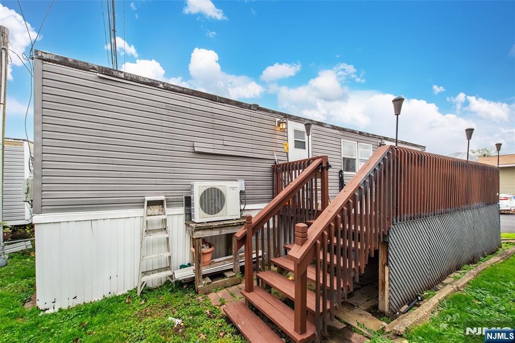 Homes for sale in Moonachie, NJ | 39 Helen, Moonachie, NJ 07074 | MLS# 25039790