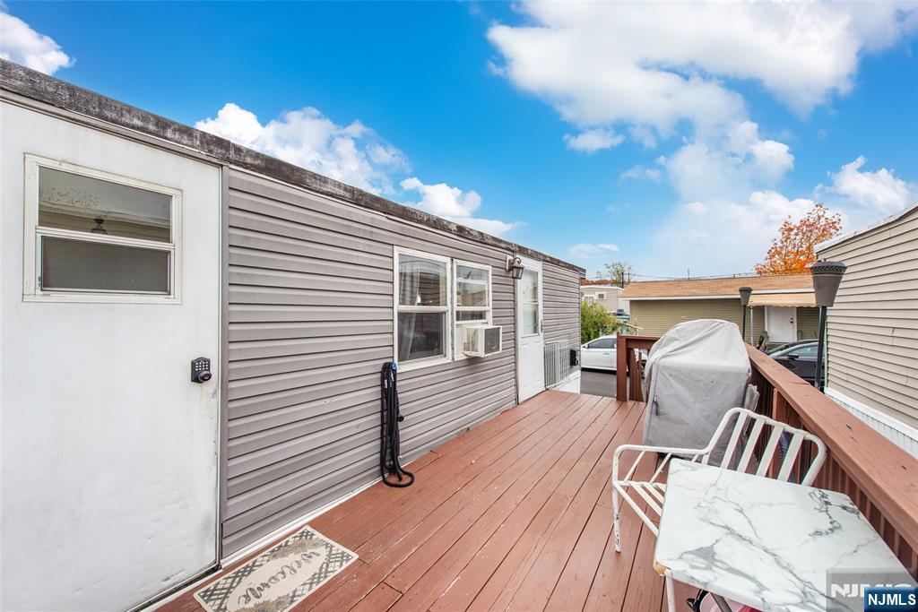 Homes for sale in Moonachie, NJ | 39 Helen, Moonachie, NJ 07074 | MLS# 25039790