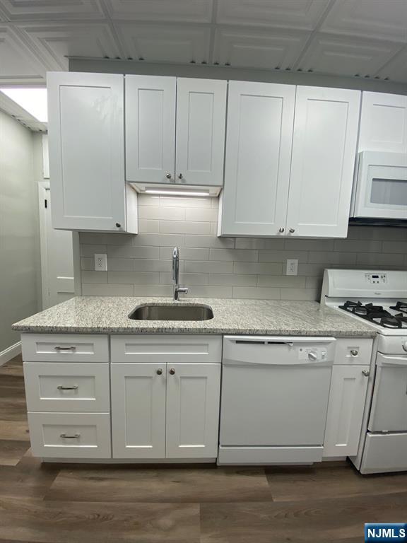 Homes for sale in Bergenfield, NJ | 57 Luke Ave, Bergenfield, NJ 07621 | MLS# 25039809