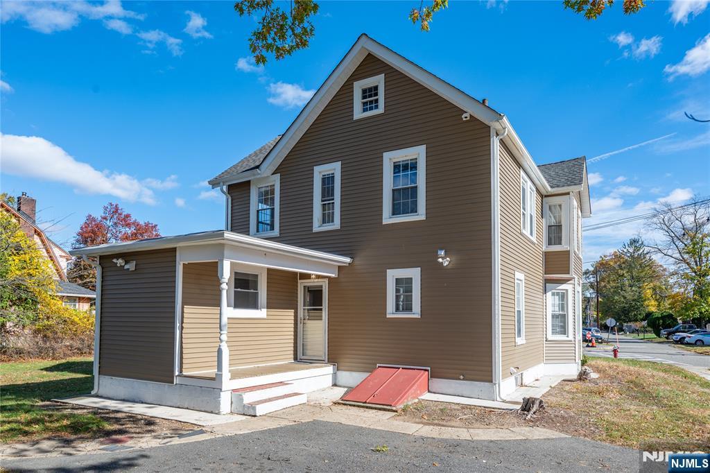 Homes for sale in Pompton Lakes, NJ | 238 Van Ave, Pompton Lakes, NJ 07442 | MLS# 25039823