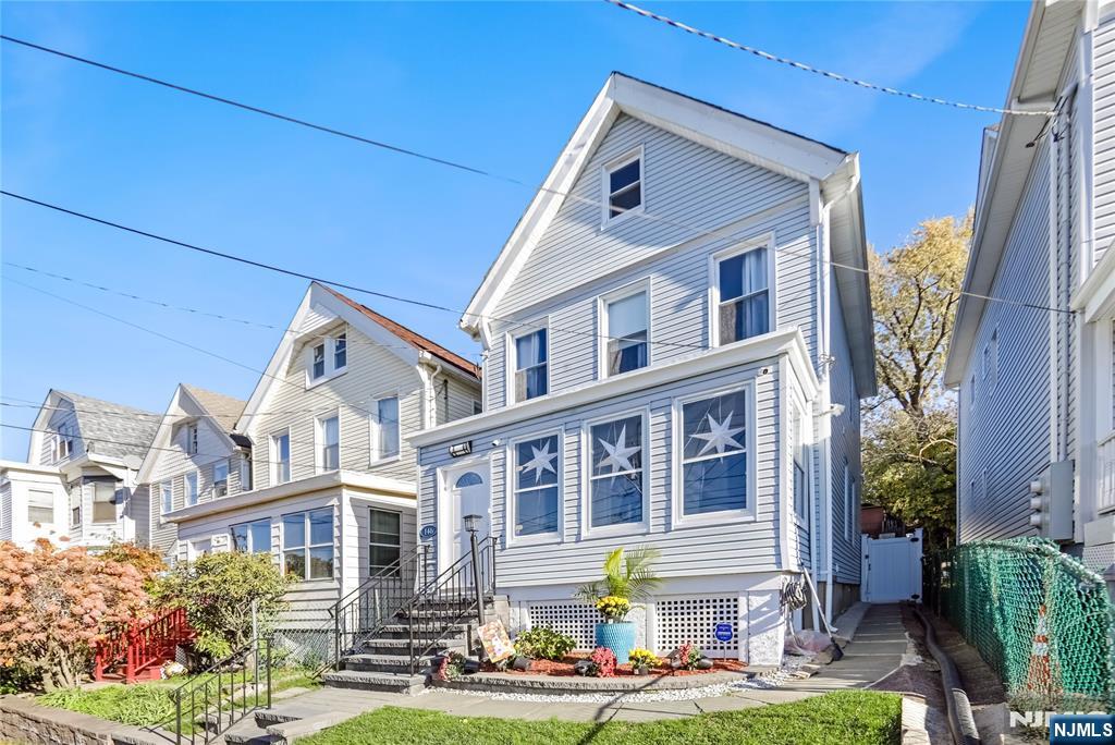 Homes for sale in Orange, NJ | 146 Spring St, Orange, NJ 07050 | MLS# 25039877