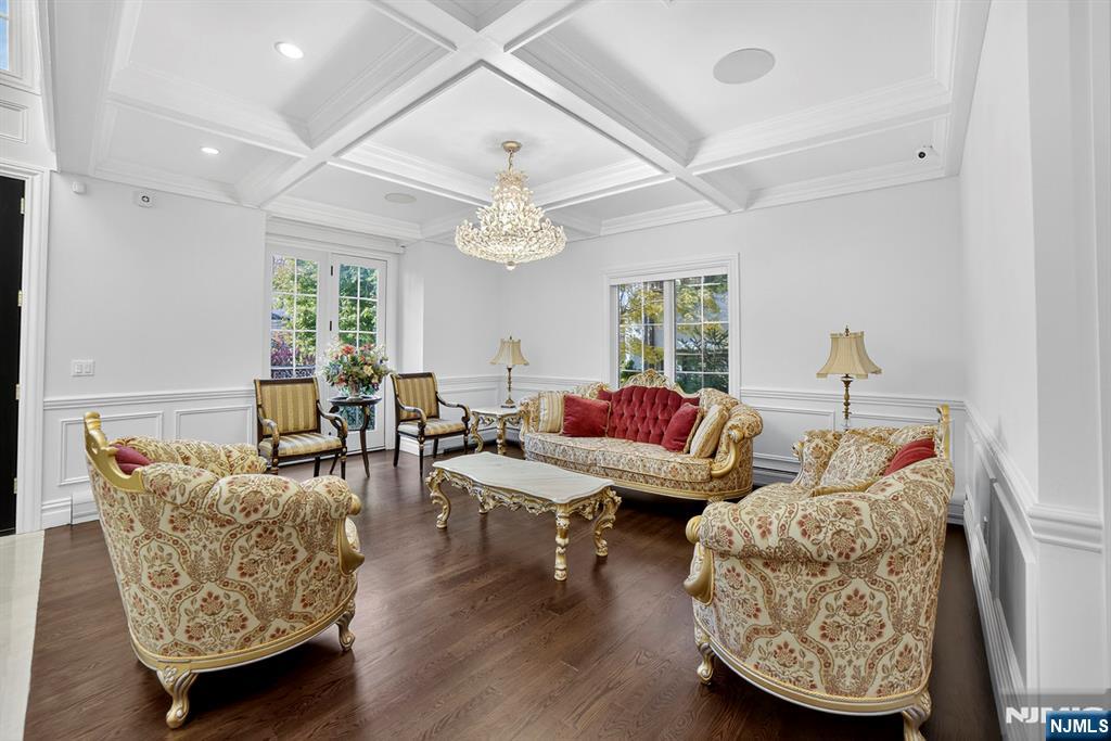 Homes for sale in Fort Lee, NJ | 1096 Briar Way, Fort Lee, NJ 07024 | MLS# 25039924