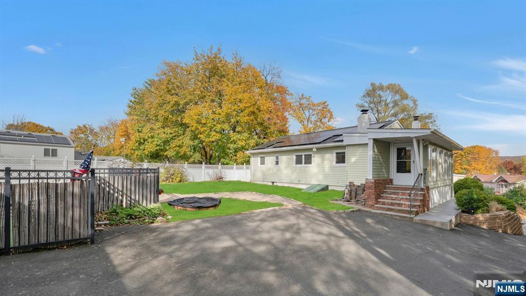 Homes for sale in Wayne, NJ | 66 Leonard Ter, Wayne, NJ 07470 | MLS# 25039931