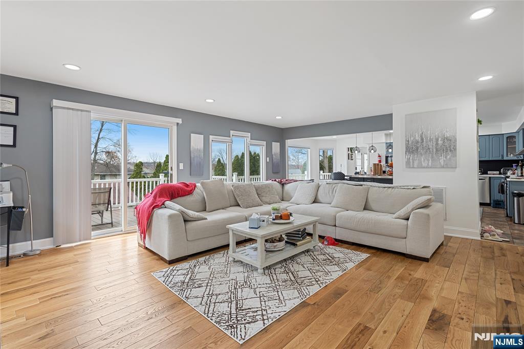 Homes for sale in Wayne, NJ | 69 Colonial Rd, Wayne, NJ 07470 | MLS# 25039938