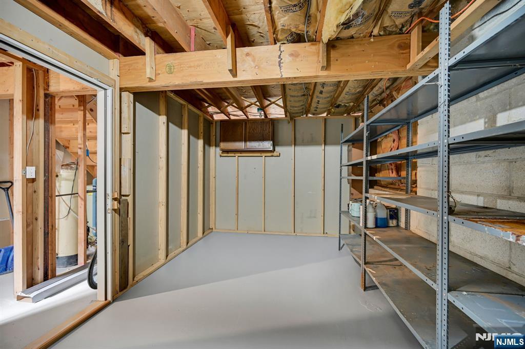 Homes for sale in West Milford, NJ | 96 Papscoe Rd, West Milford, NJ 07421 | MLS# 25039947