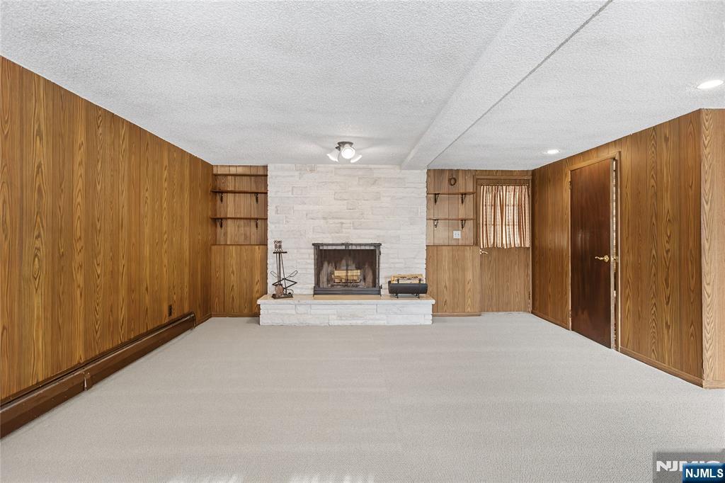 Homes for sale in Saddle Brook, NJ | 407 Van Luyn Ter, Saddle Brook, NJ 07663 | MLS# 25039967